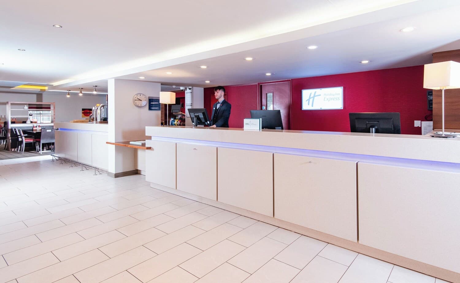 Holiday Inn Express - Bristol Filton
